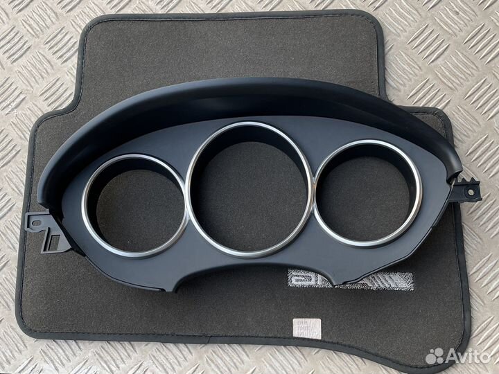 Накладка на панель приборов Мерседес w218