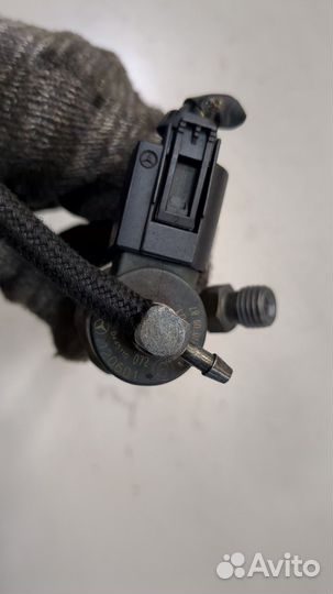 Форсунка топливная Mercedes C W203, 2001