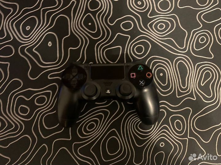 Sony Playstation 4 1Tеррабайт + Игра в Подарок