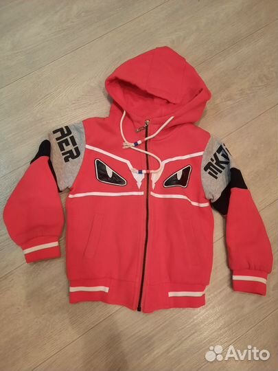 Куртки и ветровки детские