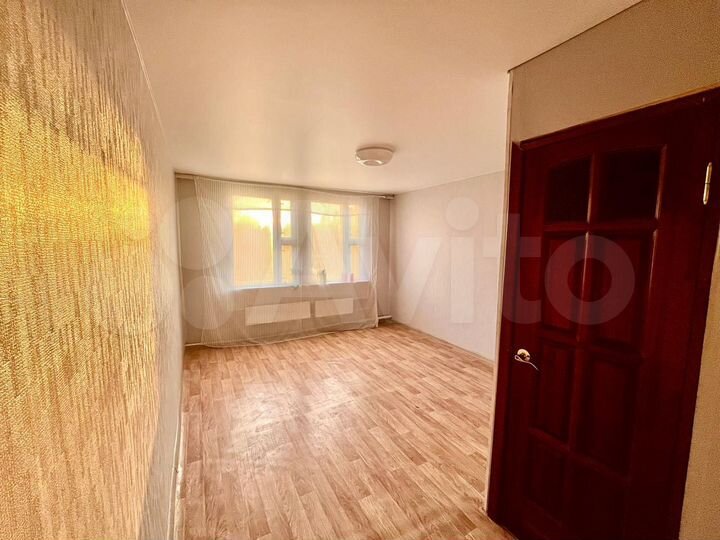 Квартира-студия, 100 м², 1/1 эт.