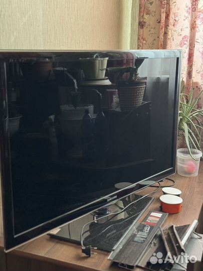 Телевизор LED