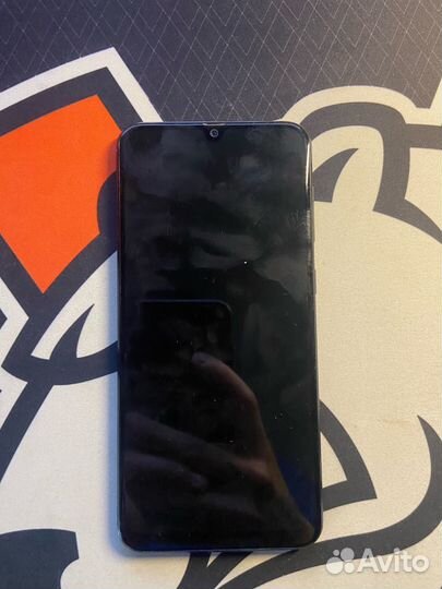 Samsung Galaxy A50, 4/64 ГБ
