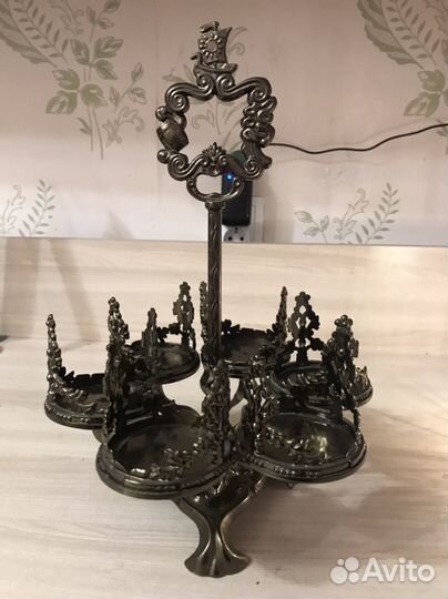 Подставка под стаканы