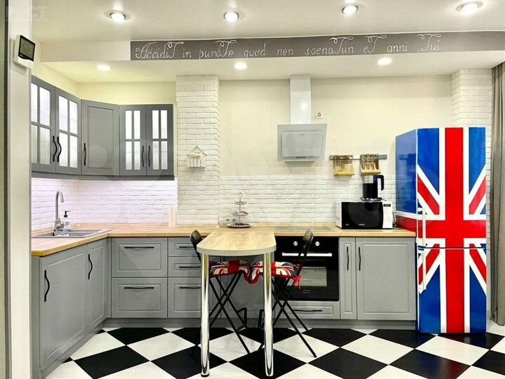 1-к. квартира, 33 м², 1/12 эт.