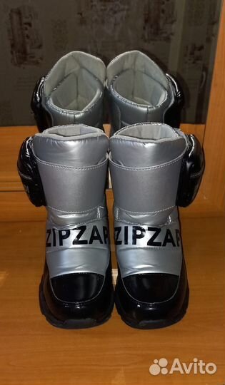 Продам детские зимние сапоги