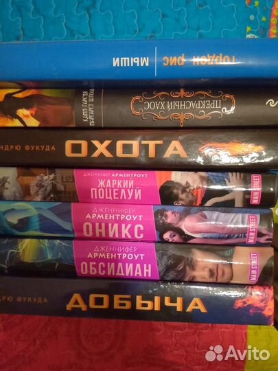 Книги разных жанров, большинство новые