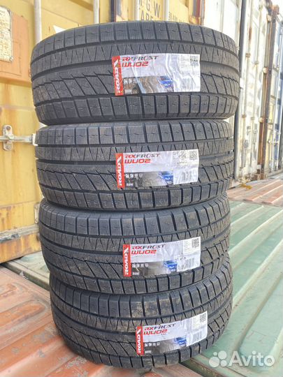RoadX RX Frost WU02 235/55 R19 101H