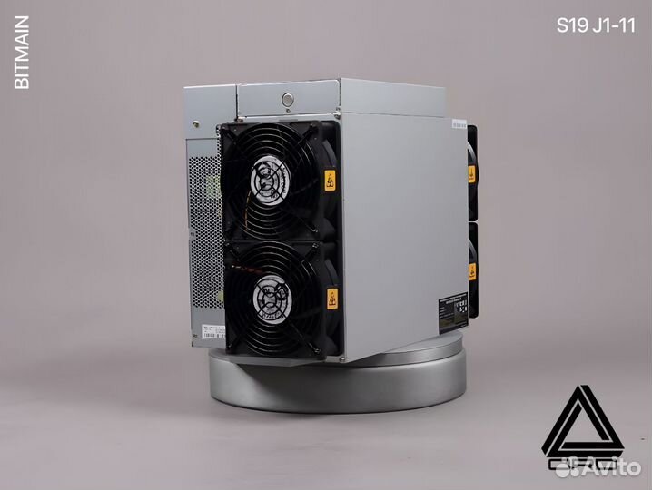 Asic майнер Bitmain Antminer S19 J1-11