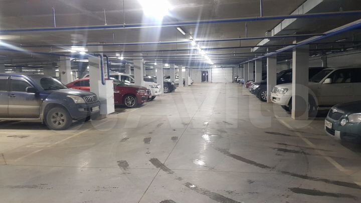 Машиноместо, 14 м²