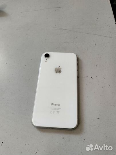 iPhone Xr, 64 ГБ