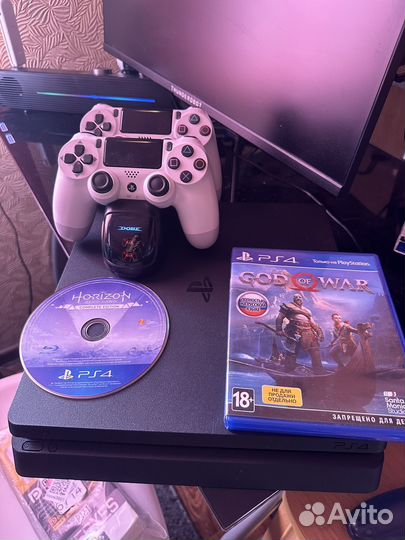 Sony PS4 slim с играми 2 геймпада