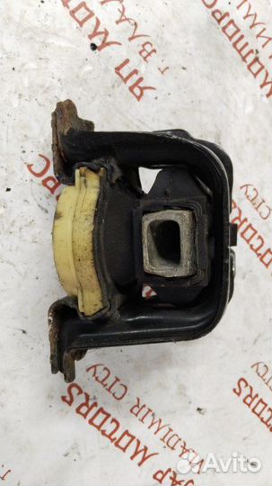 Подушка двигателя Peugeot 3008 хэтчбек 5F02 EP6T