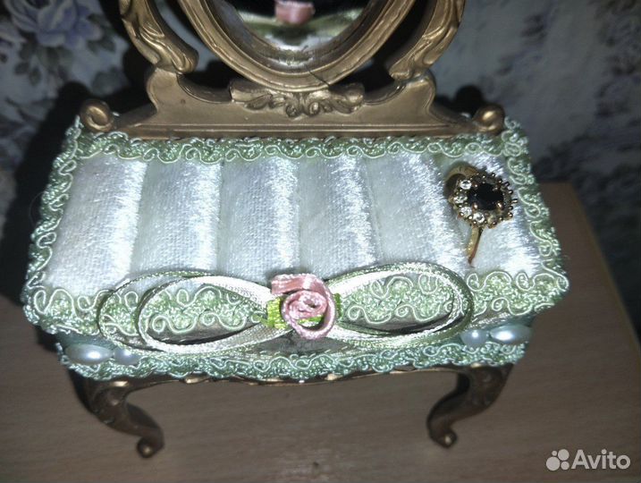 Мини трельяж для колец