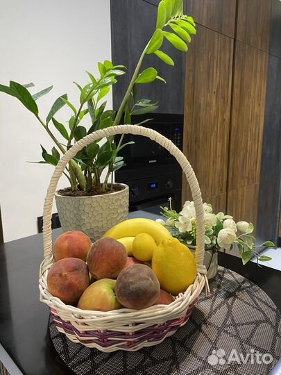 Плетеные корзинки из бумажной лозы