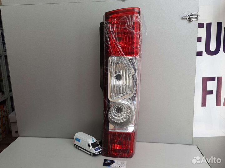 Фонарь задний RH Boxer 610396