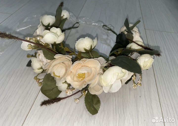 Венок на голову из цветов