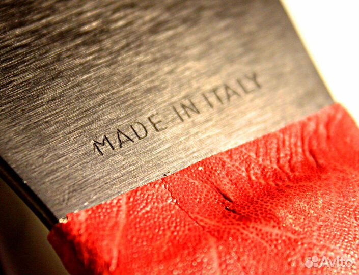 Итальянский спортивный руль Xrace