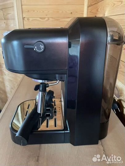 Кофемашина delonghi рожковая