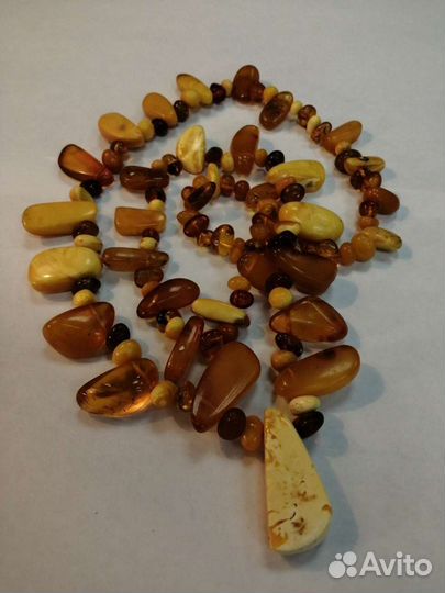 Бусы длинные янтарные 
