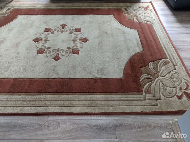 Ковер шерстяной 2,5 на 3,5