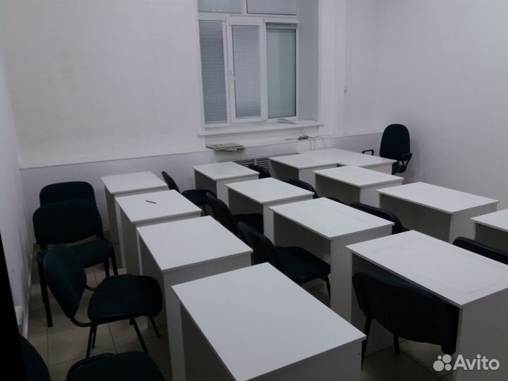 Парта для школьника