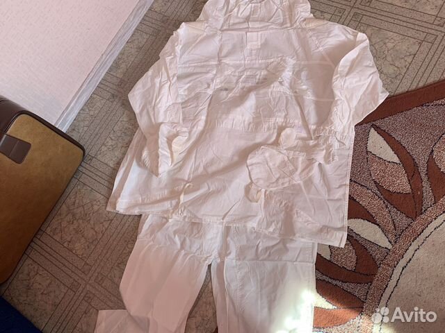 Защитный костюм