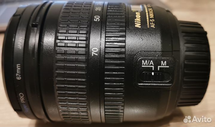 AF-S DX Zoom-Nikkor ED 18-70mm f/3.5-4.5 G SWM IF