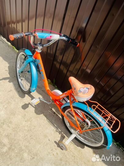 Детский четырехколесный велосипед