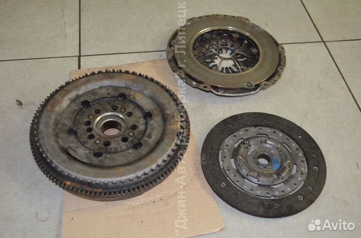 Маховик в сборе 2.0 tdci Mondeo 3 Transit 5