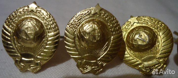 Армейская фурнитура,значки,погоны,кокарды,пуговицы