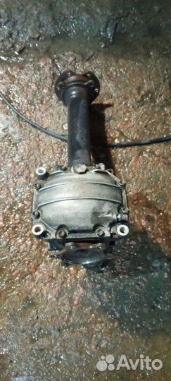 Редуктор передний