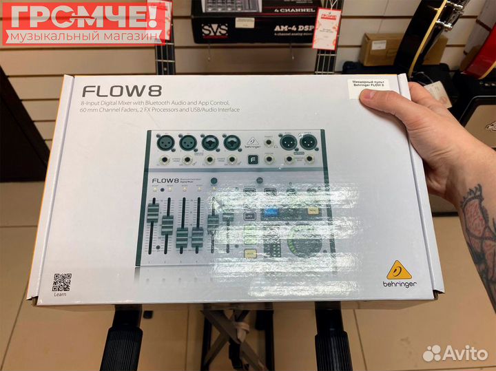 Микшерный пульт Behringer flow 8