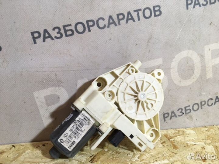 Мотор стеклоподъемника задний правый Renault