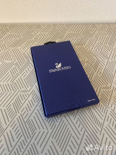 Чехол swarovski