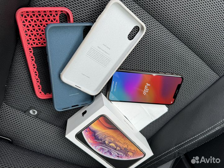 iPhone Xs, 64 ГБ