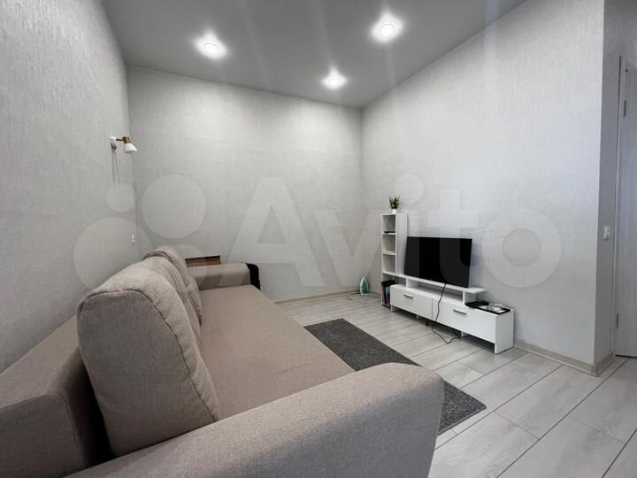 2-к. квартира, 55 м², 8/12 эт.