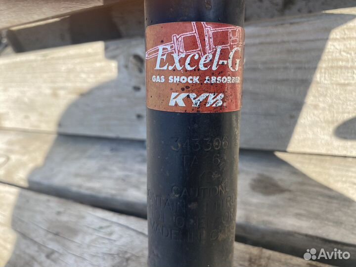 Задние пружины и амортизаторы