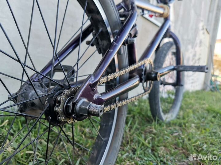Трюковой велосипед BMX