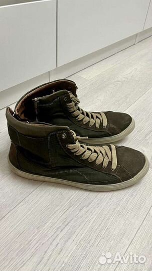 Продам кеды