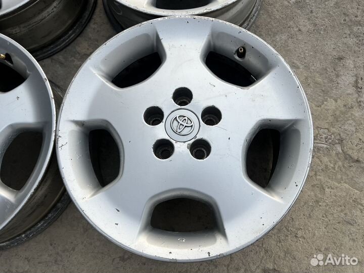 Японские литые диски Toyota R17 5x114.3