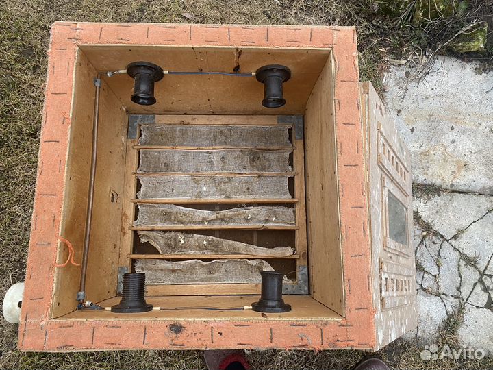 Инкубатор для яиц б/у