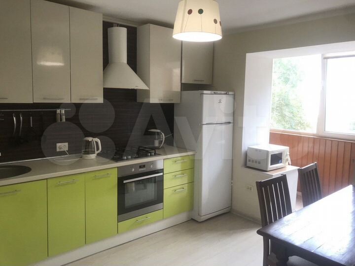 3-к. квартира, 74 м², 3/6 эт.