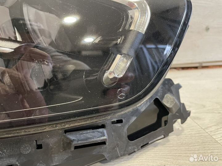 Фара правая Mercedes W213 rest