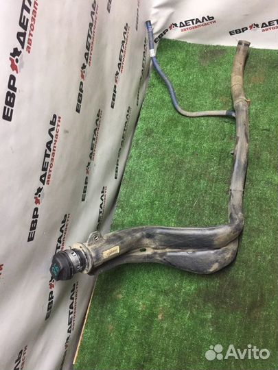 Горловина топливного бака Opel Astra H седан 1.6