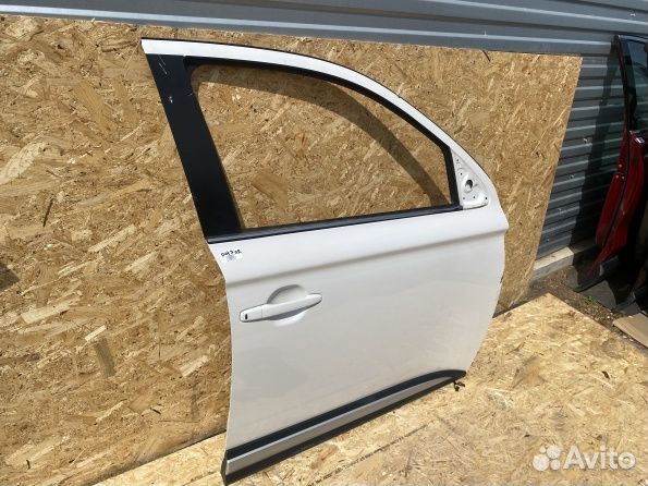 Дверь передняя Митсубиси Аутлендер 3 гф