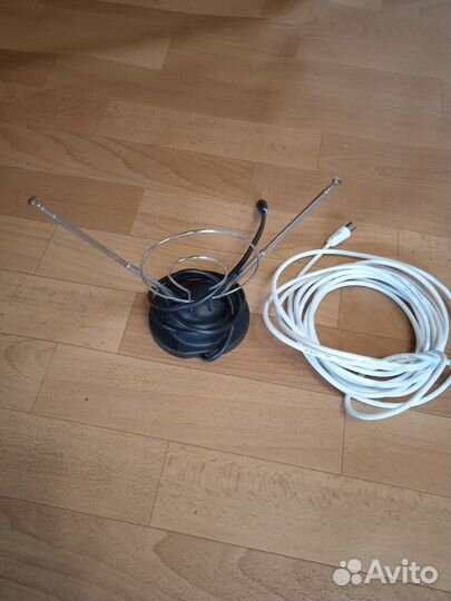 Антенна для тв комнатная с удлинителем 5 метров