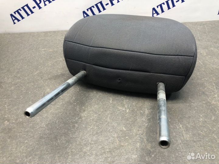 Подголовник передний правый Nissan Almera N16