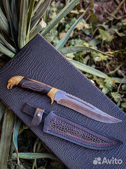 Нож из дамасской стали подарочный