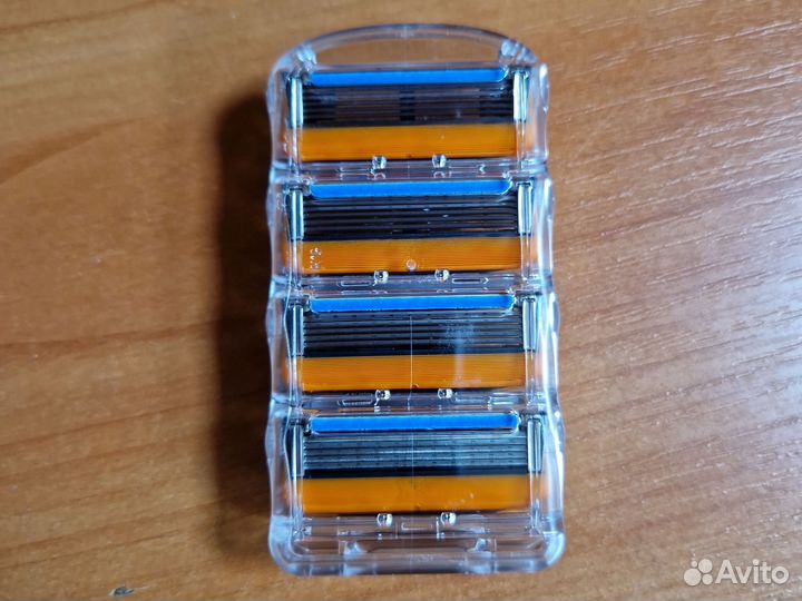 Пена, гель для бритья Gillette, кассеты Gillette